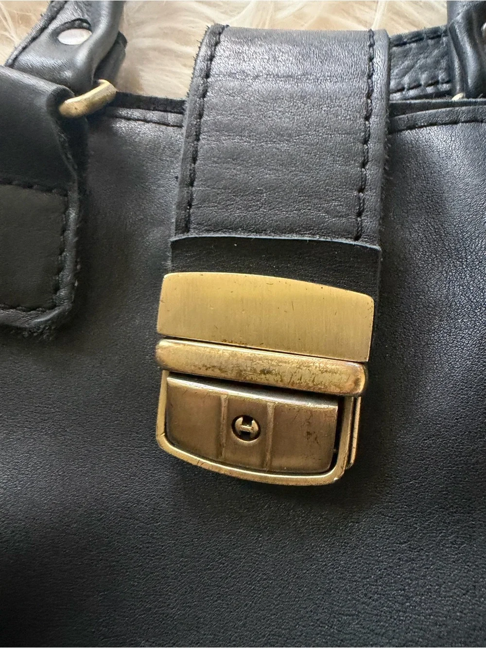 Artisan Genuine Cowhide Leather Tote Handbag with  Wristlet & Key Lanyard